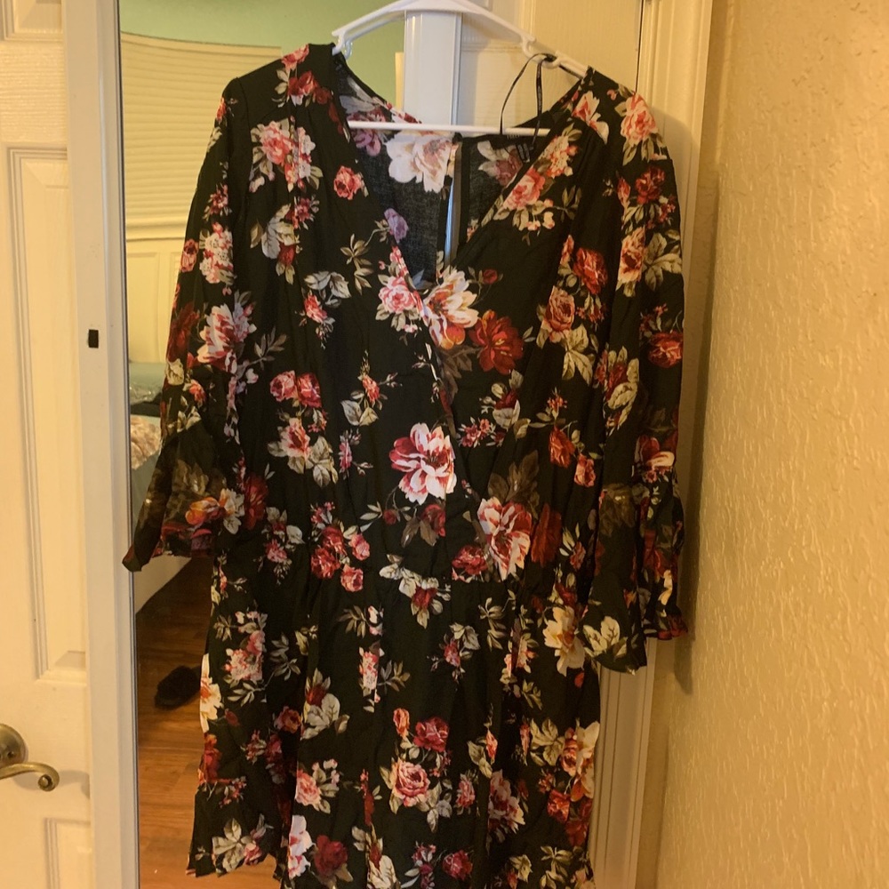 Romper - Picture 3 of 3